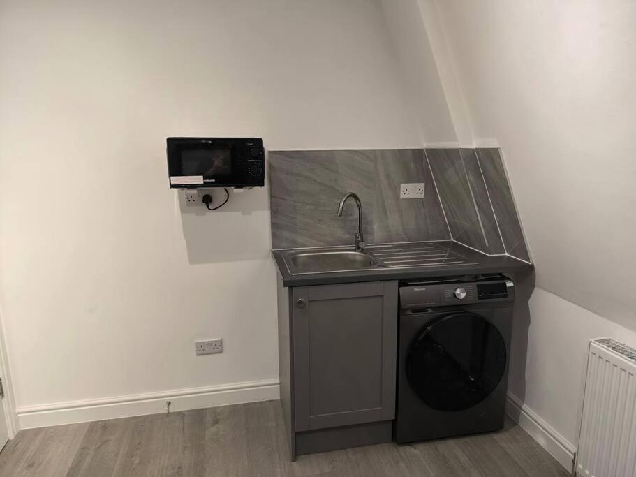 Studio Style Room, Near Tooting Broadway Station Londres Extérieur photo